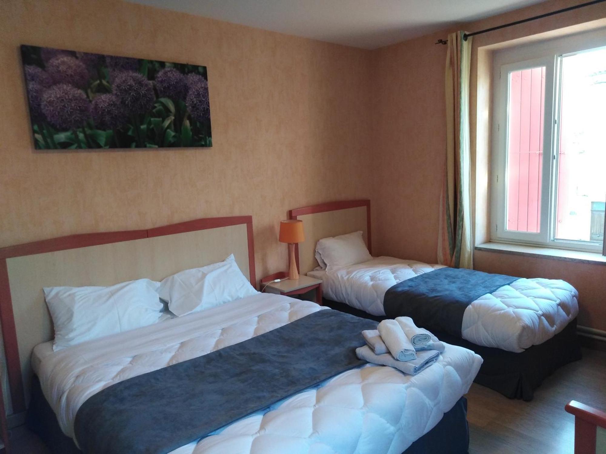 Logis Hotel Des Voyageurs Restaurant La Bonne Tabl'Hay Livron-sur-Drôme المظهر الخارجي الصورة
