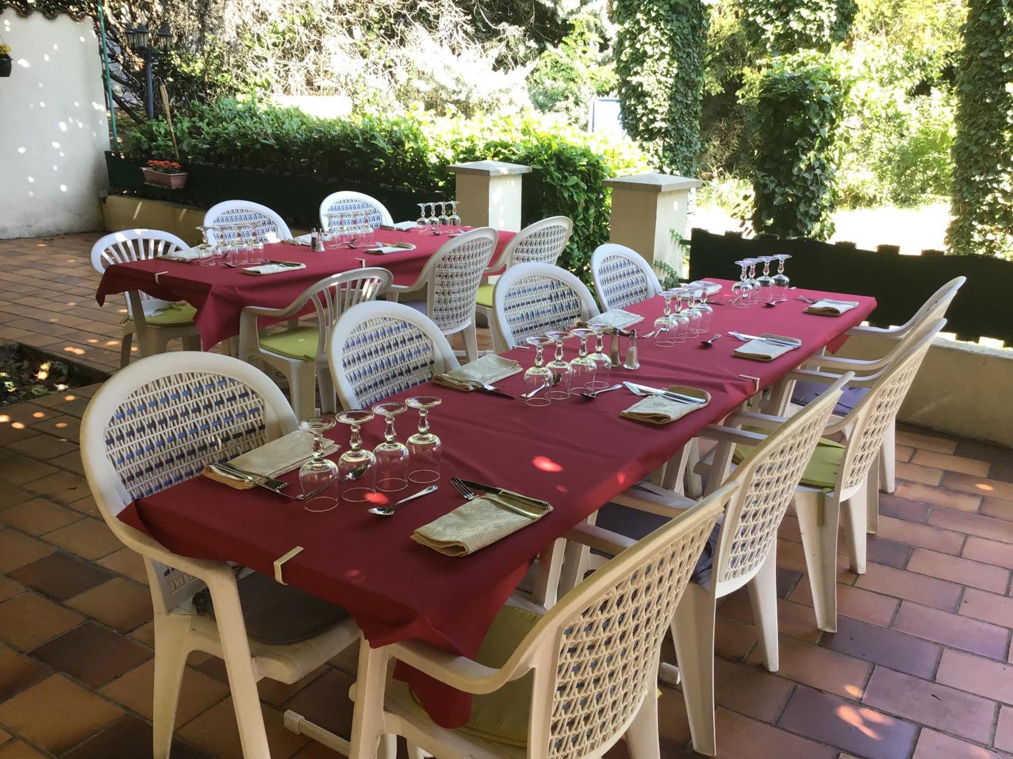 Logis Hotel Des Voyageurs Restaurant La Bonne Tabl'Hay Livron-sur-Drôme المظهر الخارجي الصورة