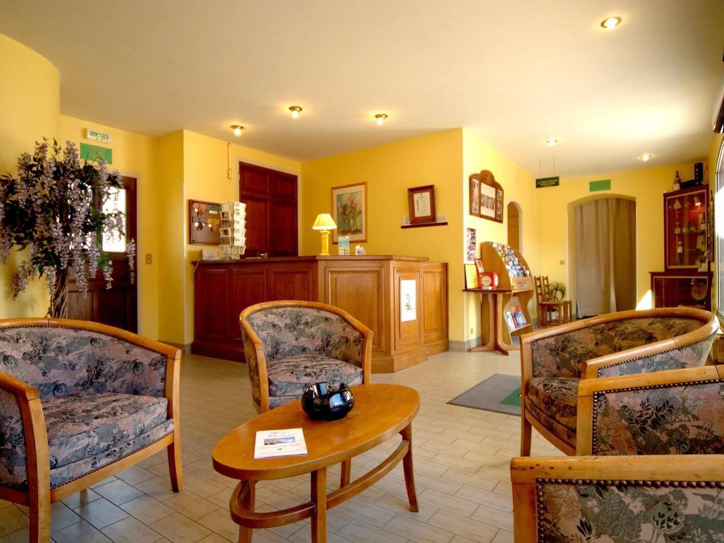 Logis Hotel Des Voyageurs Restaurant La Bonne Tabl'Hay Livron-sur-Drôme المظهر الخارجي الصورة